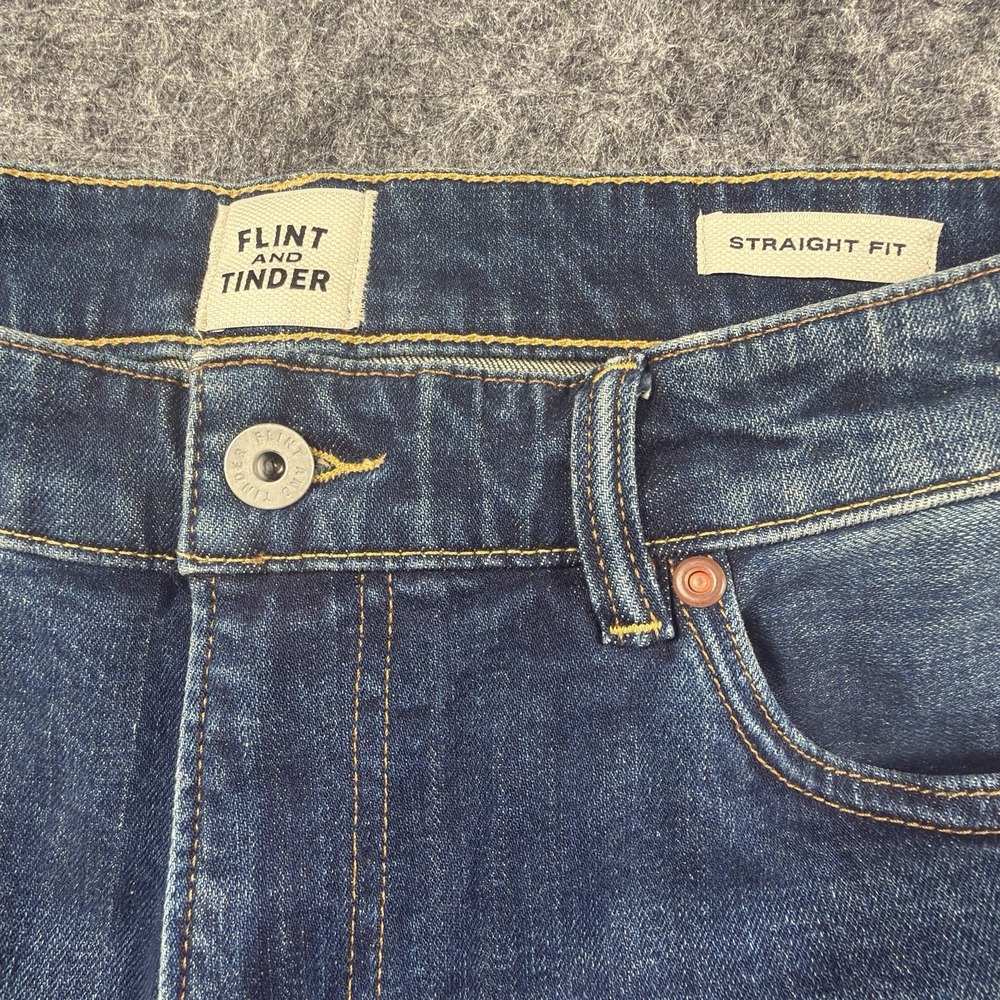 Flint and Tinder Stretch Jeans Mens 32x30 Blue Straight Fit NWOT - Picture 3 of 7